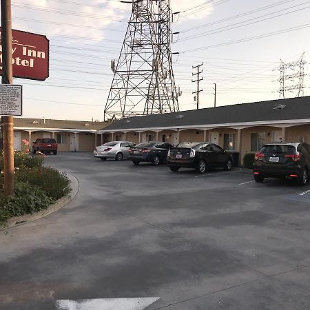 Colony Inn Motel ベルフラワー エクステリア 写真